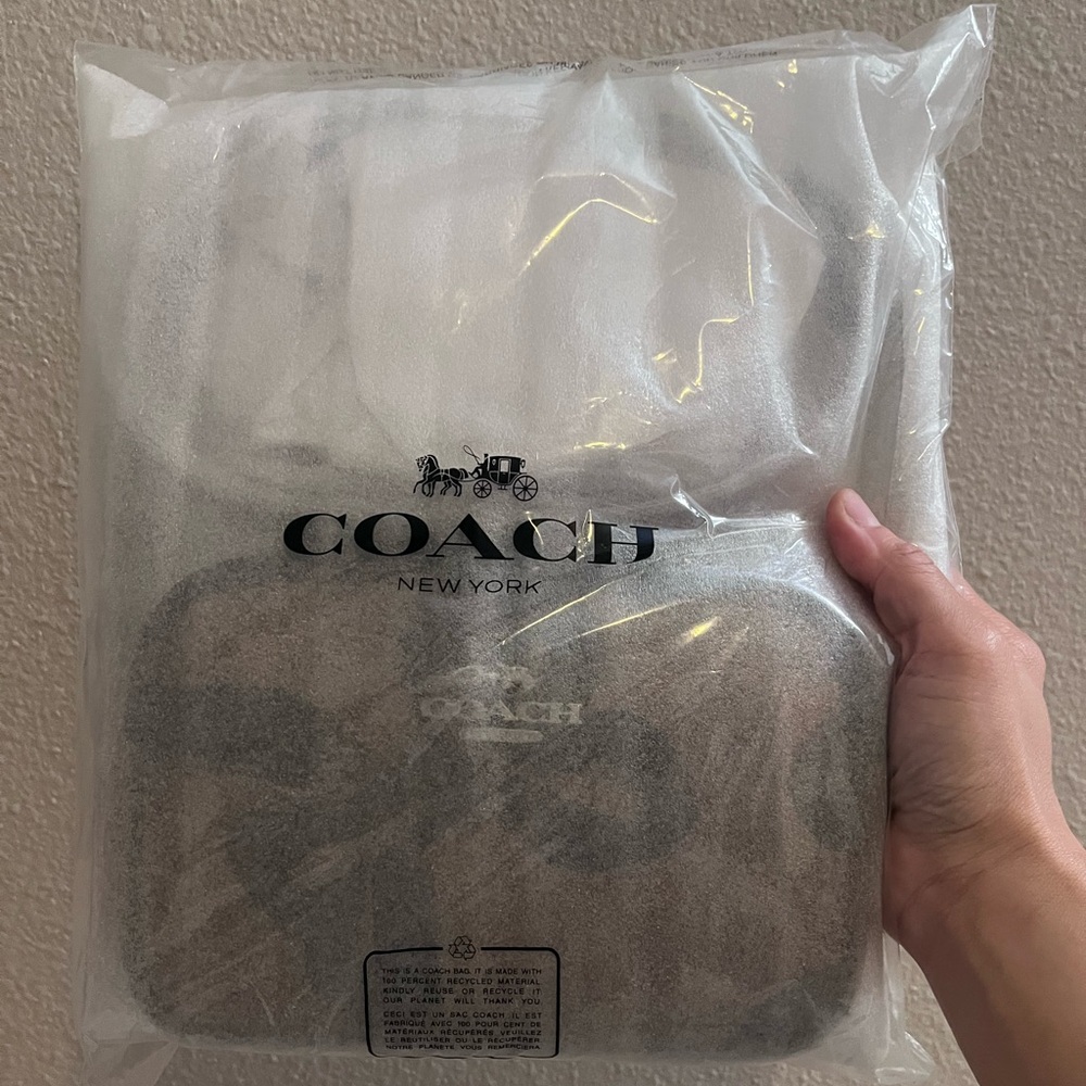 Coach Mini Jamie Camera Bag In Signature Canvas With Bow Print CY778 🎀